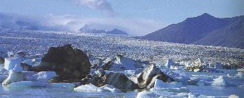 La imagen tiene un atributo ALT vacío; su nombre de archivo es islandia-lagunajokulsarlon-vatnajokull.jpg